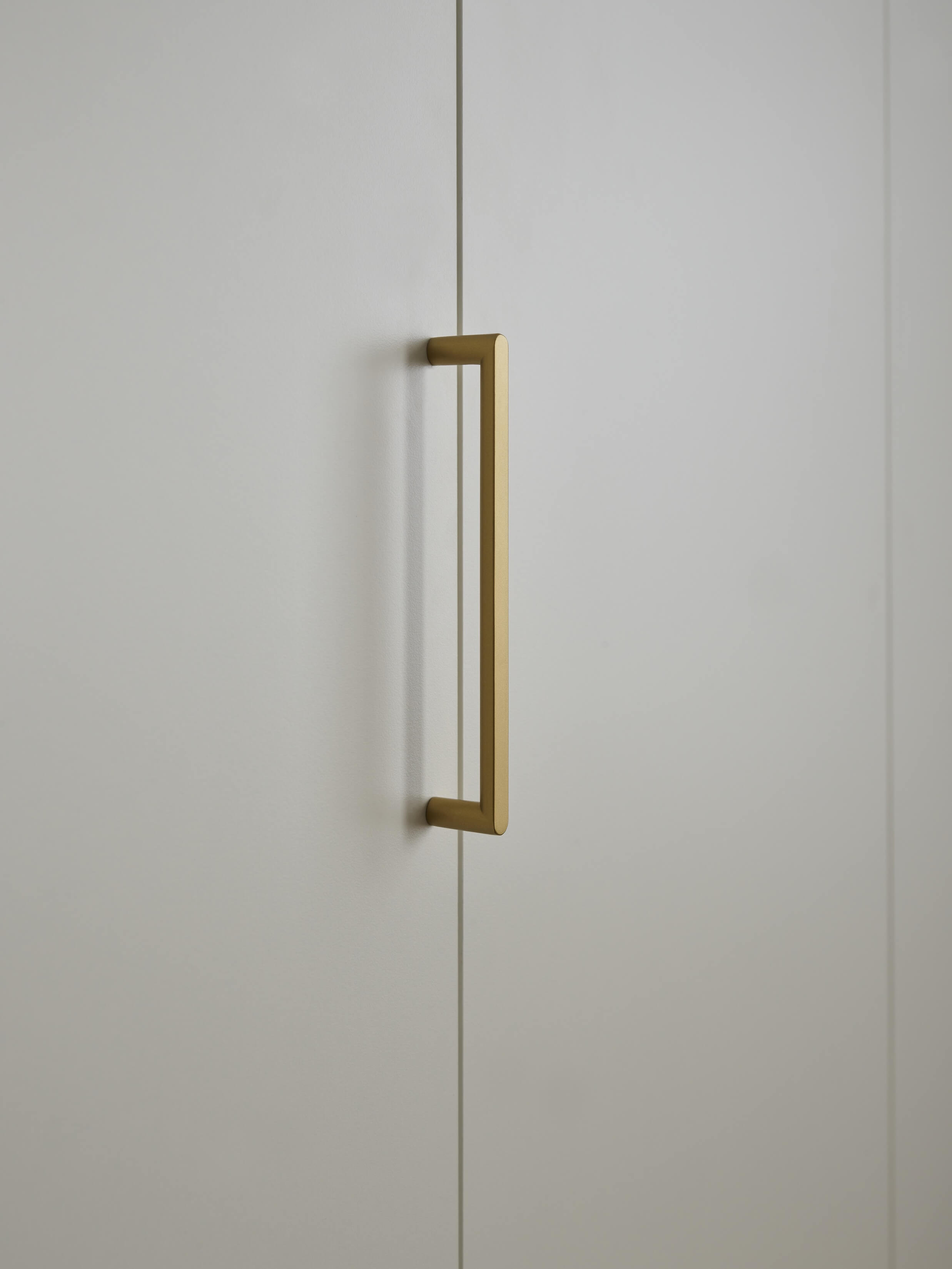 Kleiderschrank beige 125X225 STOR mit ROSÉGOLD Metallgriff