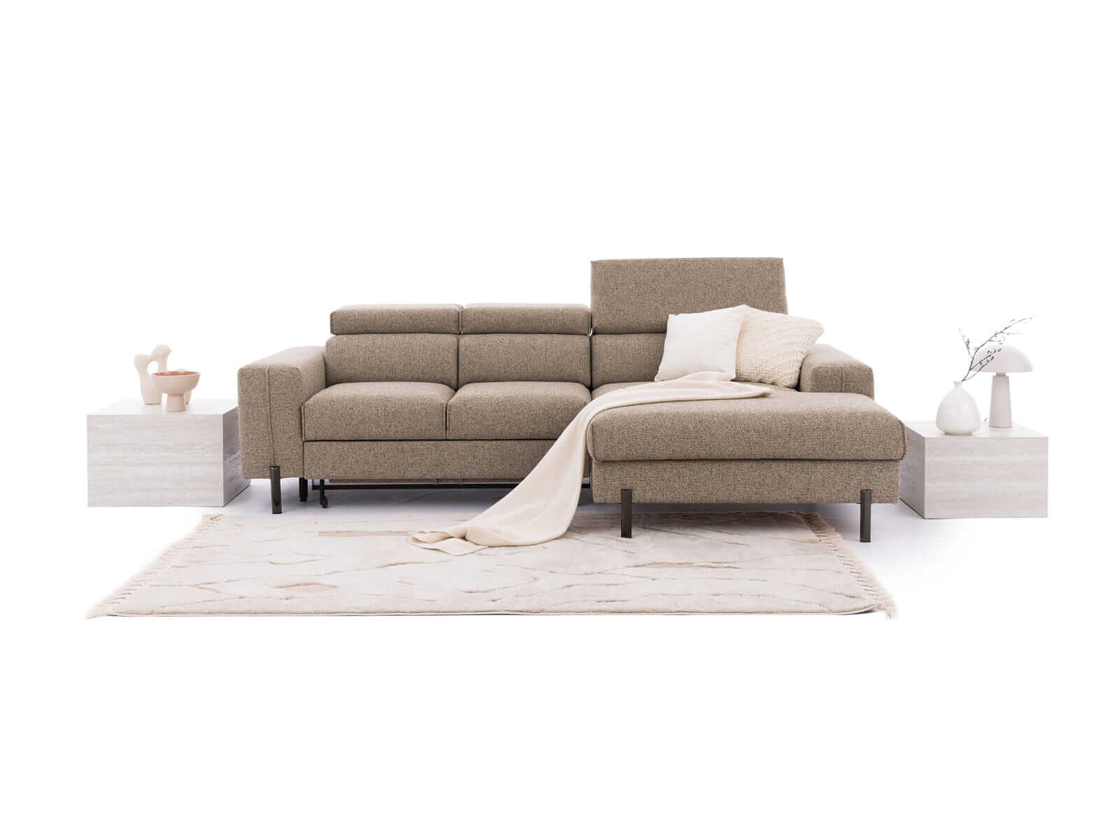 Ecksofa mit Schlaffunktion & Bettkasten Gilia & verstellbaren Kopfstützen Ecksofa mit Schlaffunktion & Bettkasten Gilia & verstellbaren Kopfstützen